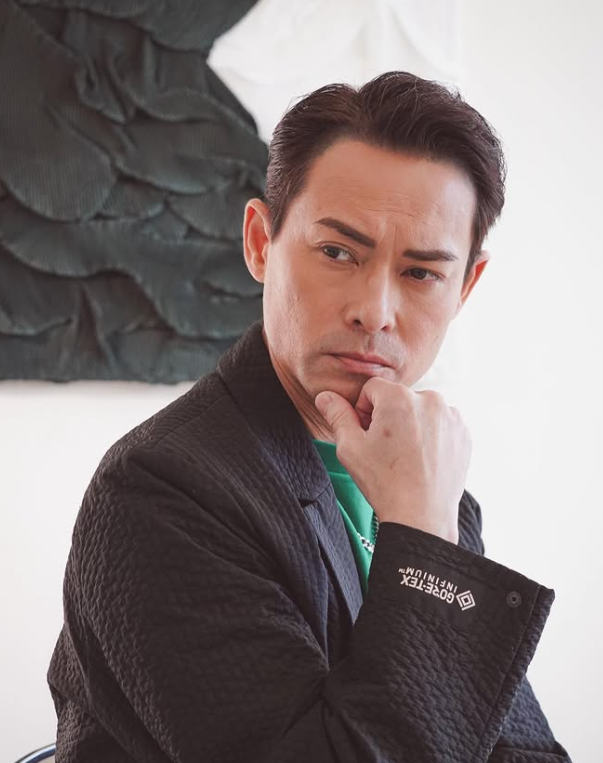 資深男星愛妻病危「陸醫院迅速找到肝」!器官來源遭質疑「他親自發聲曝真相」