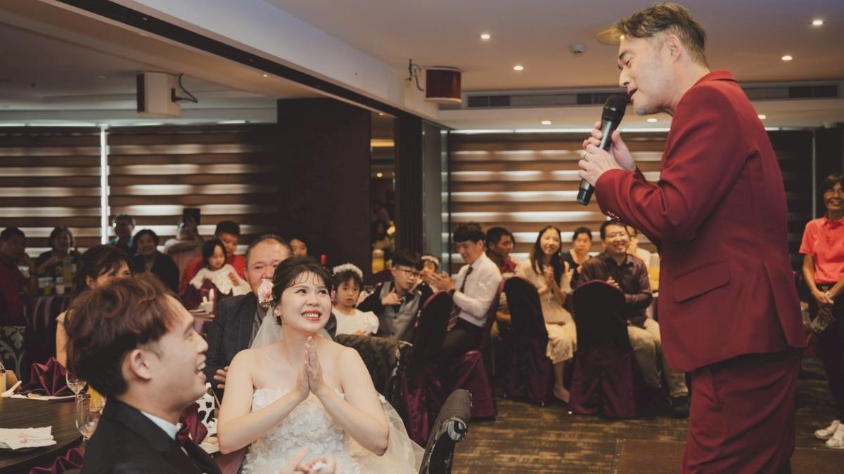 切除口腔腫瘤!58歲江國賓「沉寂4個月現身了」 嘆氣「曝現在狀況」:以為撐一下就過去...