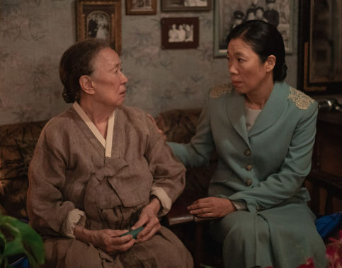 12年前我媽大病住院!我帶她回家休養「老公7天都擺臭臉」 12年後「婆婆來我家養老」我一招回敬