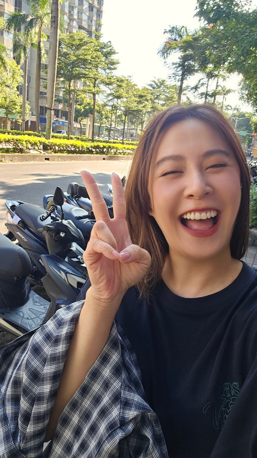 黃小柔老公出事了！緊急動手術「裝心臟支架續命」　她曝「已規劃好後事」：已簽放棄急救書