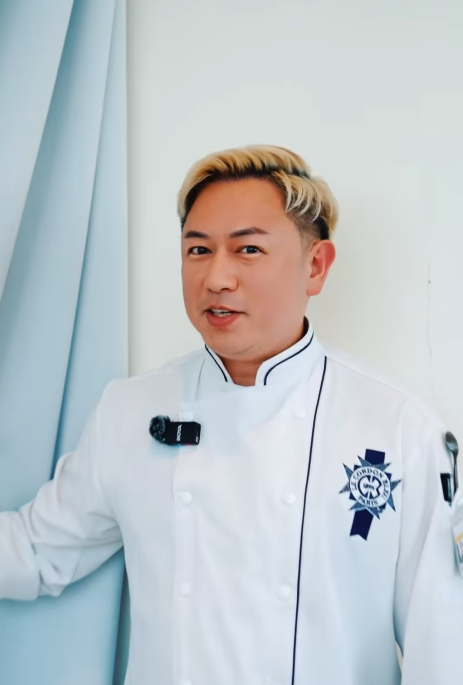 曾靠神顏迷倒無數人！昔日帥氣小生「沉寂多年被巧遇」　明顯發福「凸肚藏不住」網全認不出