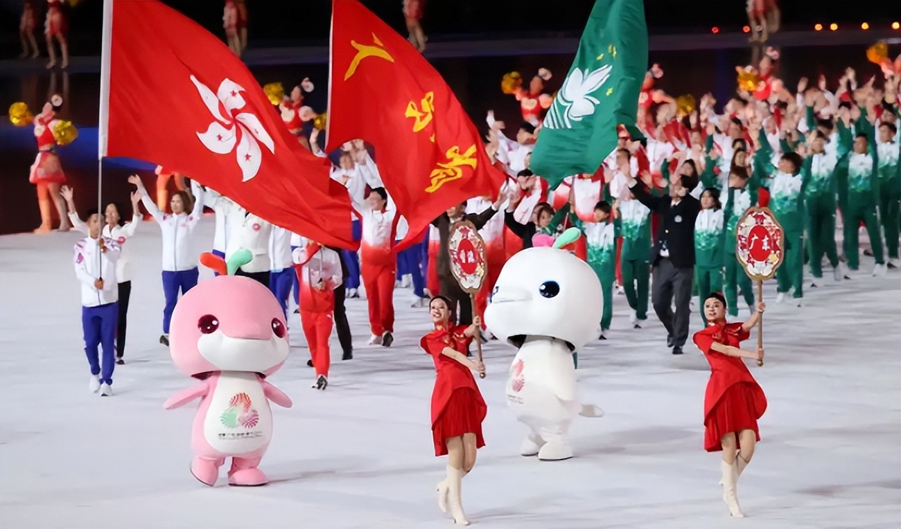 身家破兆也沒用!97歲前首富「虛弱坐輪椅」集團搖搖欲墜 至今無法退休「全因2個60歲兒子」...