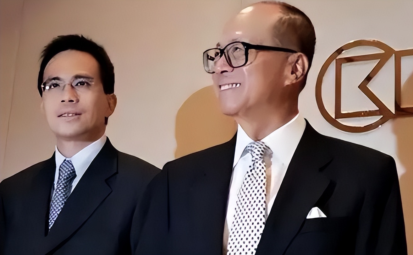 身家破兆也沒用!97歲前首富「虛弱坐輪椅」集團搖搖欲墜 至今無法退休「全因2個60歲兒子」...