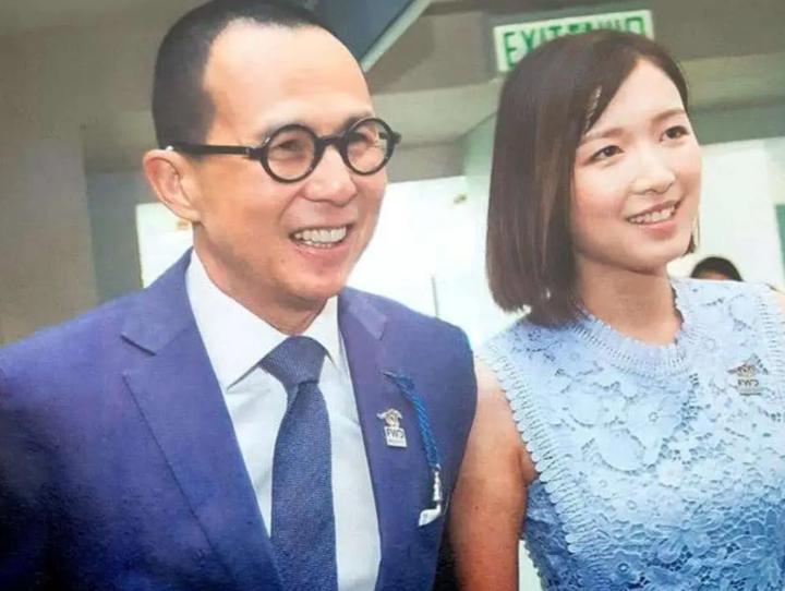 身家破兆也沒用!97歲前首富「虛弱坐輪椅」集團搖搖欲墜 至今無法退休「全因2個60歲兒子」...