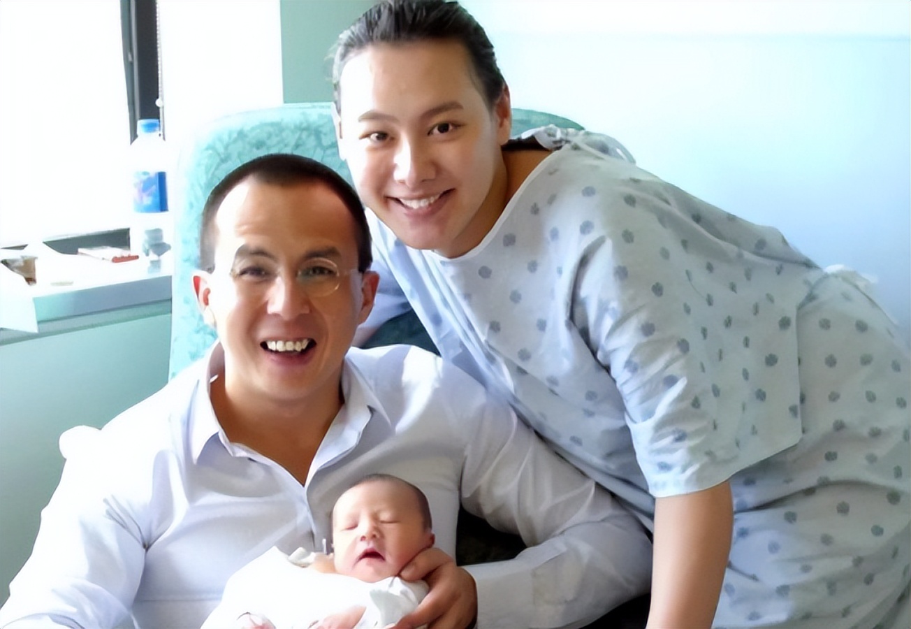 身家破兆也沒用!97歲前首富「虛弱坐輪椅」集團搖搖欲墜 至今無法退休「全因2個60歲兒子」...