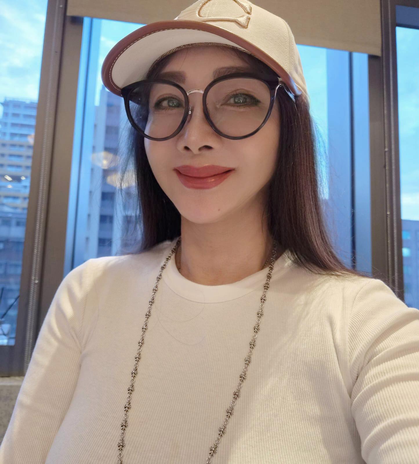 遭老公外遇背叛！陳美鳳「付千萬才結束9年婚」　同理范姜「曝光離婚內幕」：別再拖下去