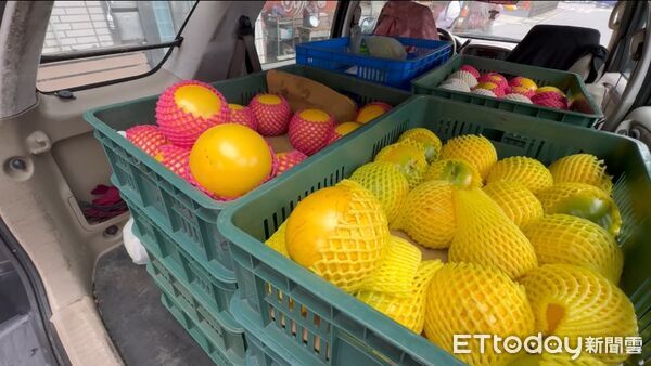 龜吼漁港「4顆黃金果988元」!彭華幹怒轟「根本坑殺觀光客」 攤商喊冤曝原因:賴清德來也一樣