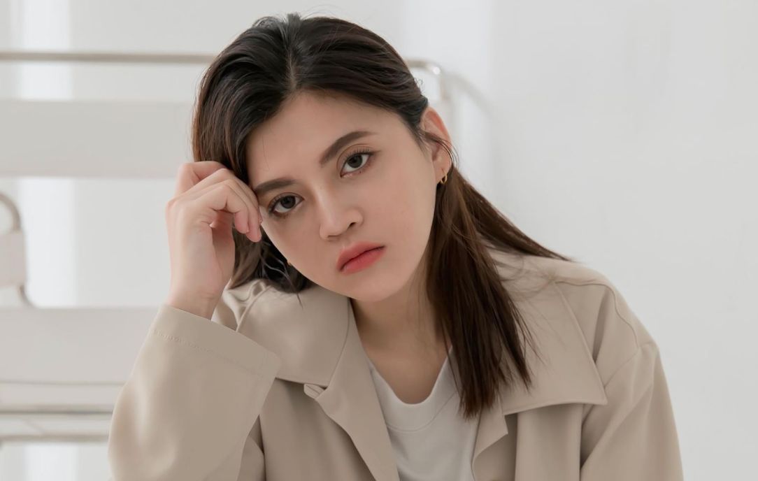 《鑽石夜總會》出道!金鐘女星驚吐「35年沒見過爸」 最近才知「父親已離世10年」悲曝心聲