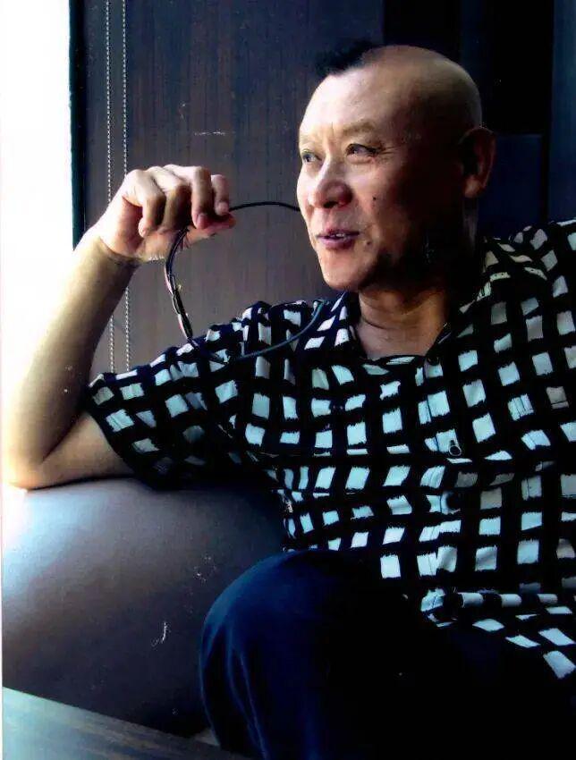 快訊/知名演藝大哥過世!家人證實「享壽78歲」:一生獻給觀眾