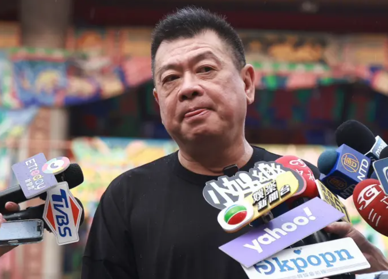 才遭死亡威脅!64歲孫德榮「深夜驚傳出事」緊急送醫 急找律師改遺矚「3億遺產動向曝光」...