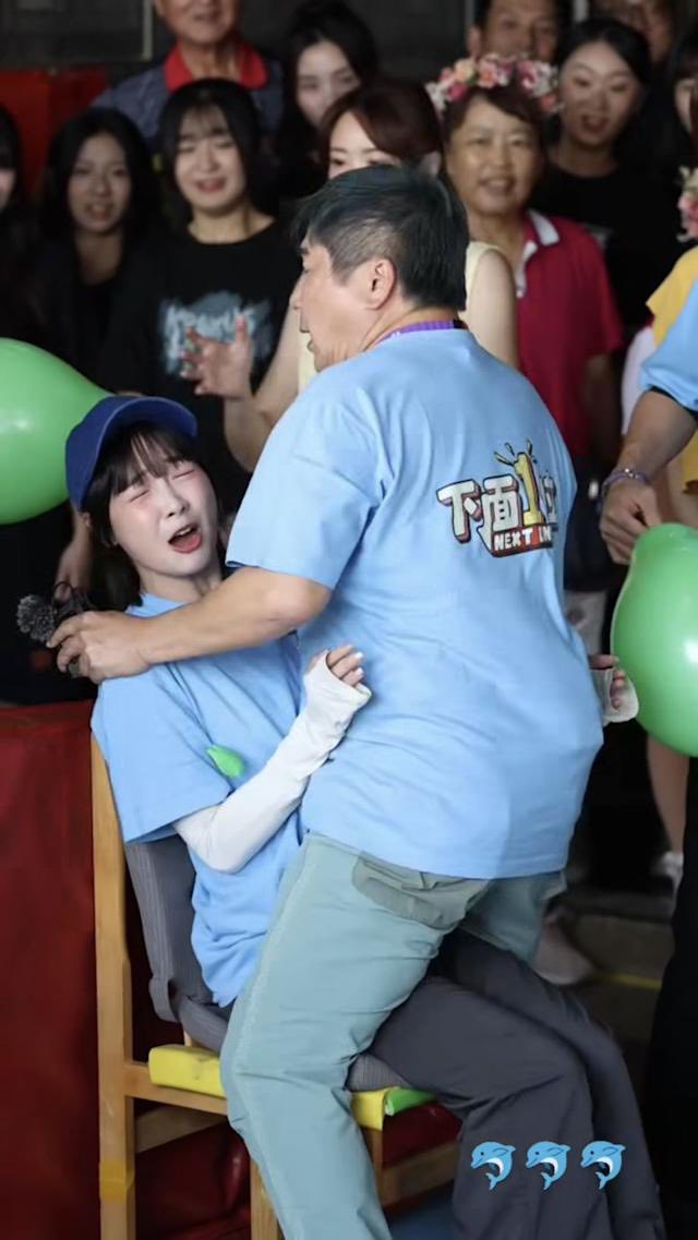 錄影太過火?胡瓜「遭爆襲胸女星」慘被罵爆 電視台出面回應了