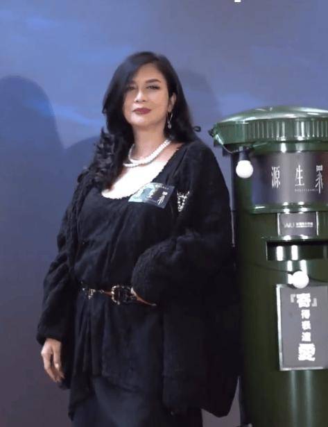 拒絕成龍追求!昔日巨星「當年被譽為頂級美人」 62歲「體重走樣被嘲笑」落差超大