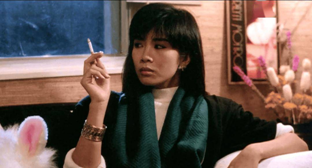 拒絕成龍追求!昔日巨星「當年被譽為頂級美人」 62歲「體重走樣被嘲笑」落差超大