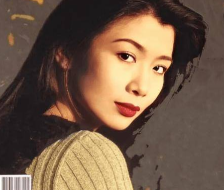 拒絕成龍追求!昔日巨星「當年被譽為頂級美人」 62歲「體重走樣被嘲笑」落差超大