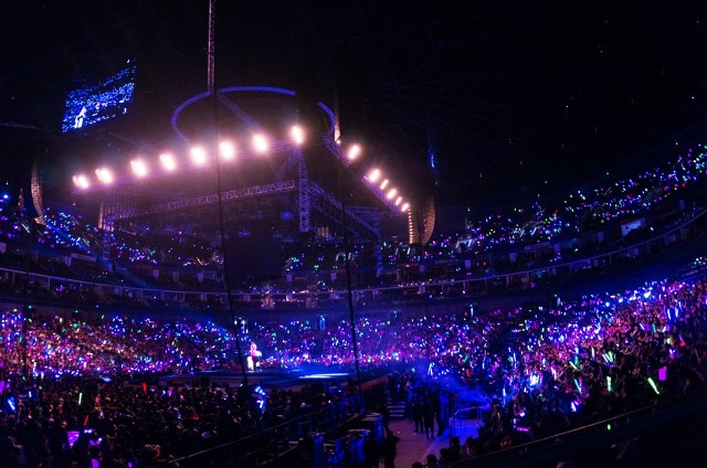 台上留下男兒淚!朱孝天開唱「失控掩面擦淚」 遭爆「被F4除名原因曝光」粉絲卻不挺他:活該