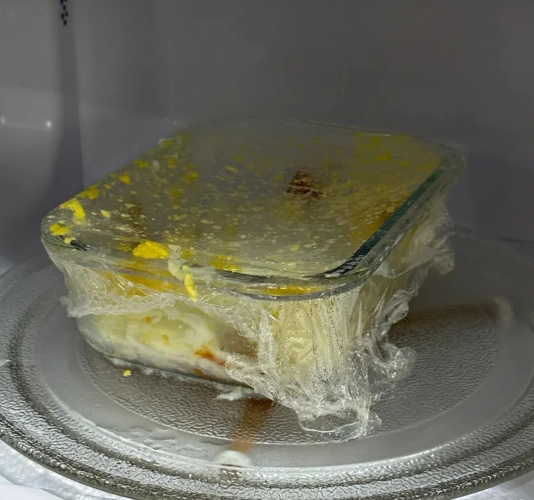 一堆人都在用「奪命保鮮膜」！家裡有的快丟掉「有毒又害致癌」