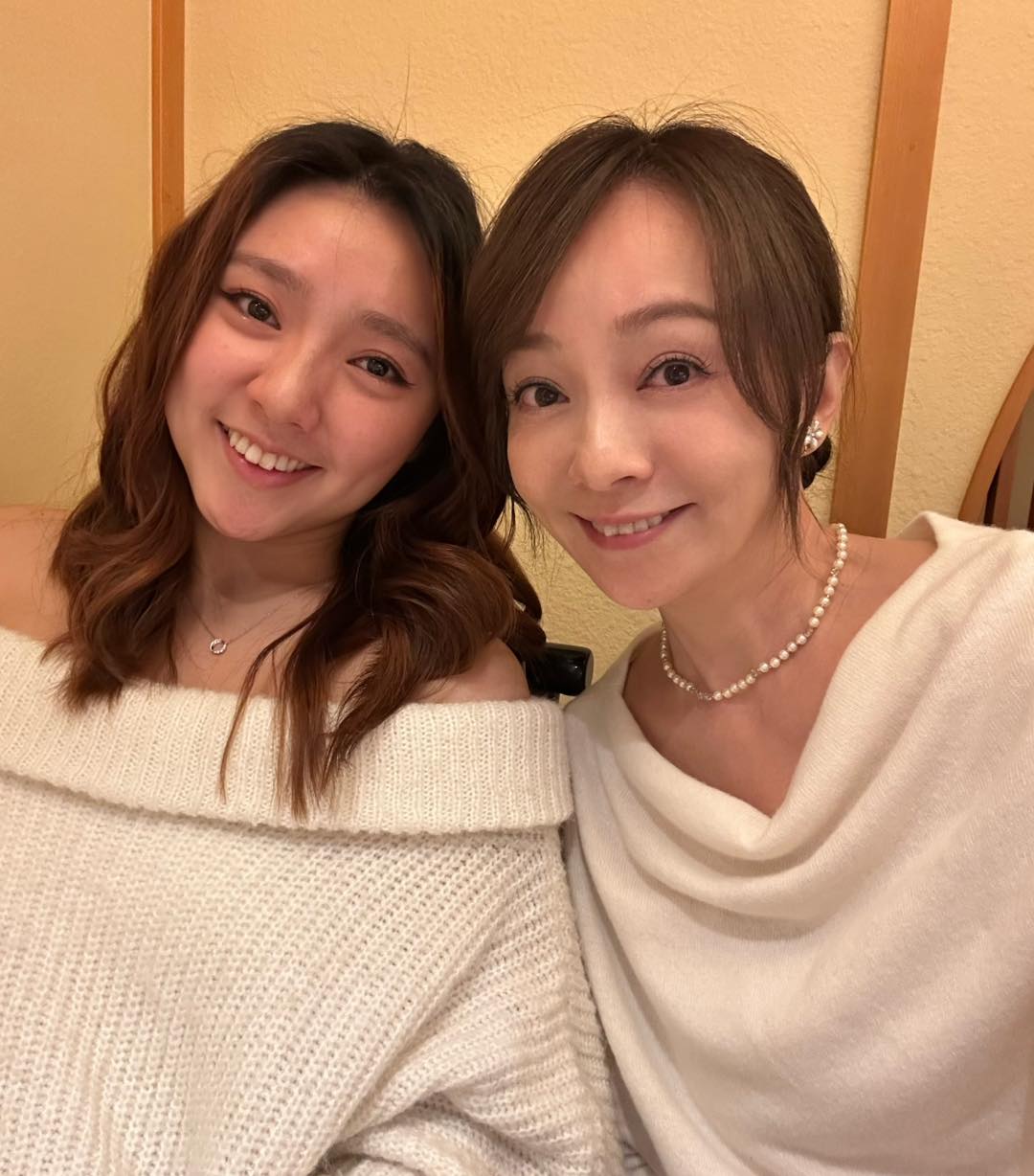 季芹女兒19歲了！慶生照神複製媽媽「虎牙酒窩超甜?」　剛領完獎學金「學業又更狂」