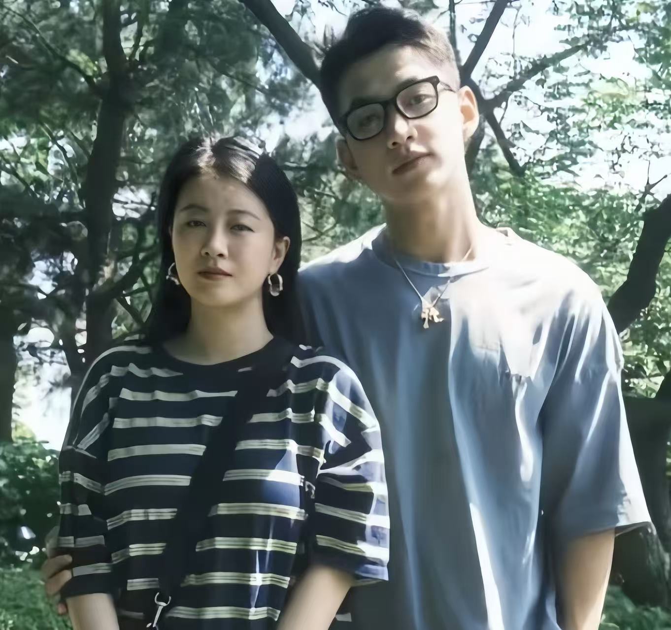 才離婚3個月！35歲女星宣布「交往小9歲鮮肉」　約會被拍「被酸母子出遊」網見1亮點驚喊：快點分手