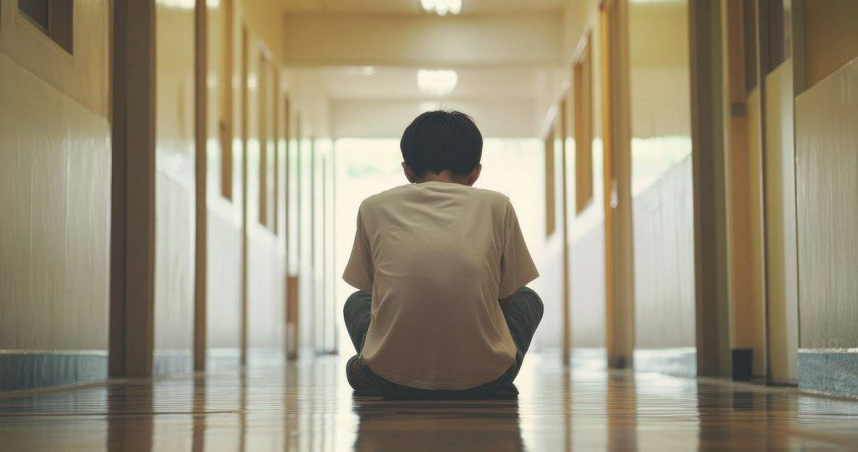 快訊／彰化清寒男大生「驚傳絕望輕生亡」！休學返鄉「不願拖累家裡」死在浴室