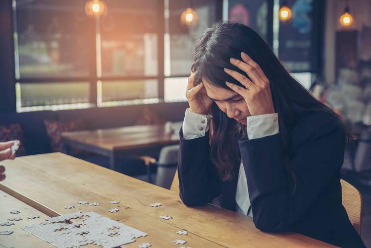 跟癌症患者「一起吃飯」會怎樣？醫生提醒「務必注意2件事」：千萬別忽視