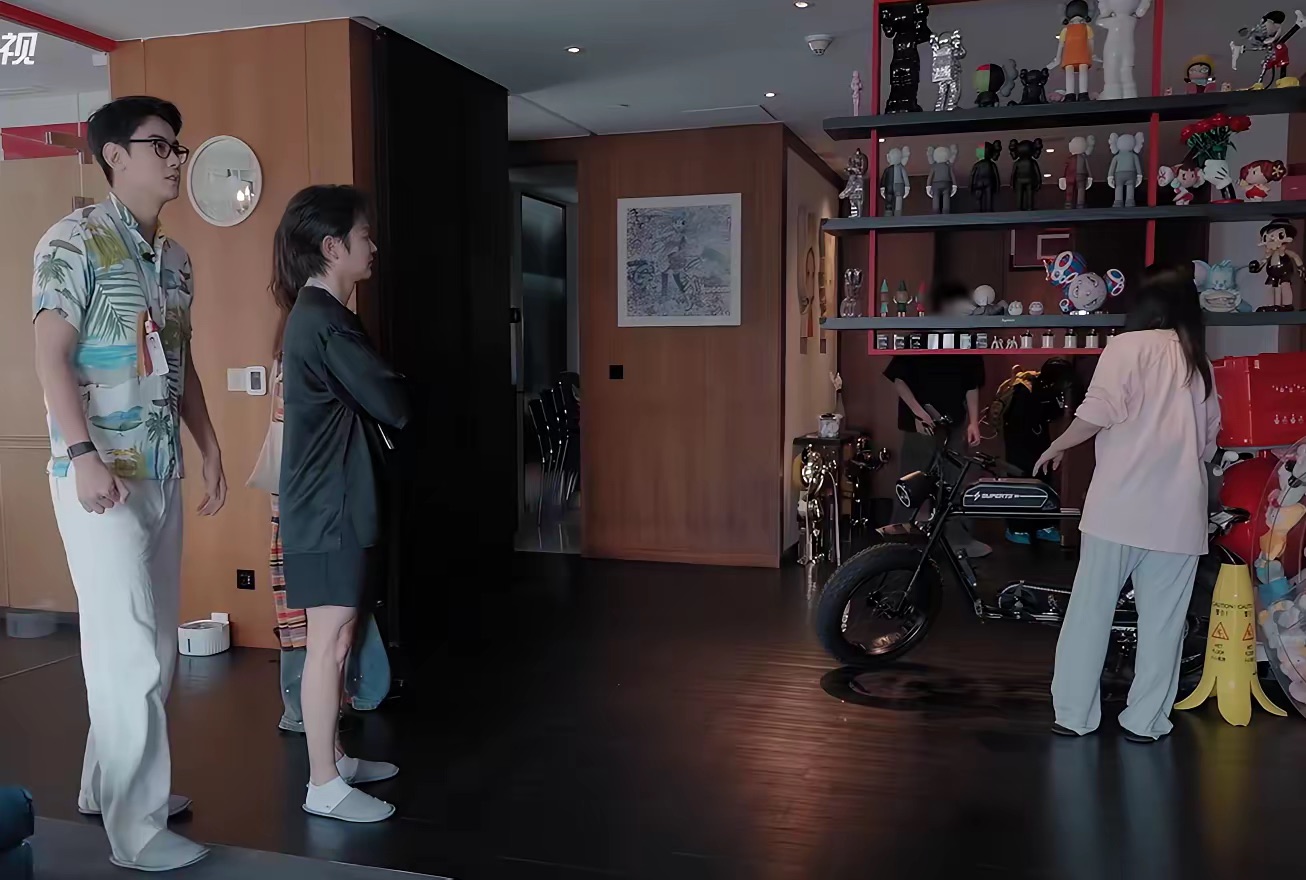 離婚醫師尪5年!44歲大咖女星「獨居大片落地窗豪宅」 衣帽間「寬敞如服飾店」網羨:單身更享受