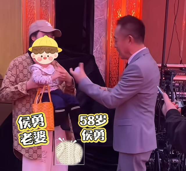 三婚圈外嫩妻!58歲老戲骨「無預警喜獲兒子」 一家三口「罕見同框現身」孩子模樣驚呆網