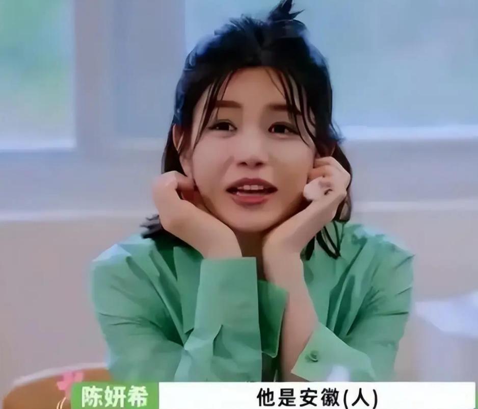 離婚不到1年!陳曉「憔悴老態不敢認」 一對比「陳妍希甜搭上小19歲鮮肉」網笑:狠甩前夫一條街