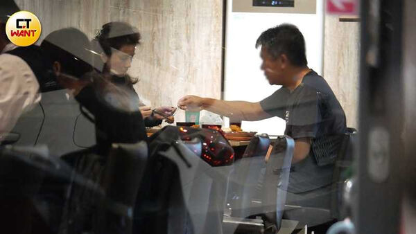 快訊/56歲葉全真認愛了!新歡身分曝光「竟是熟識的他」親自回應