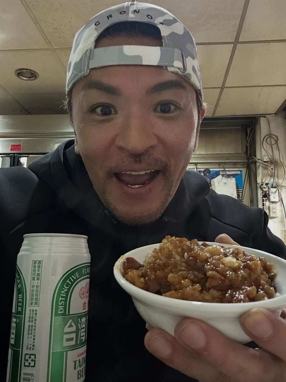 45歲男星喊「台灣是國家」工作全沒了！他嘆「失去滿多錢」揭真實收入：窮也沒關係