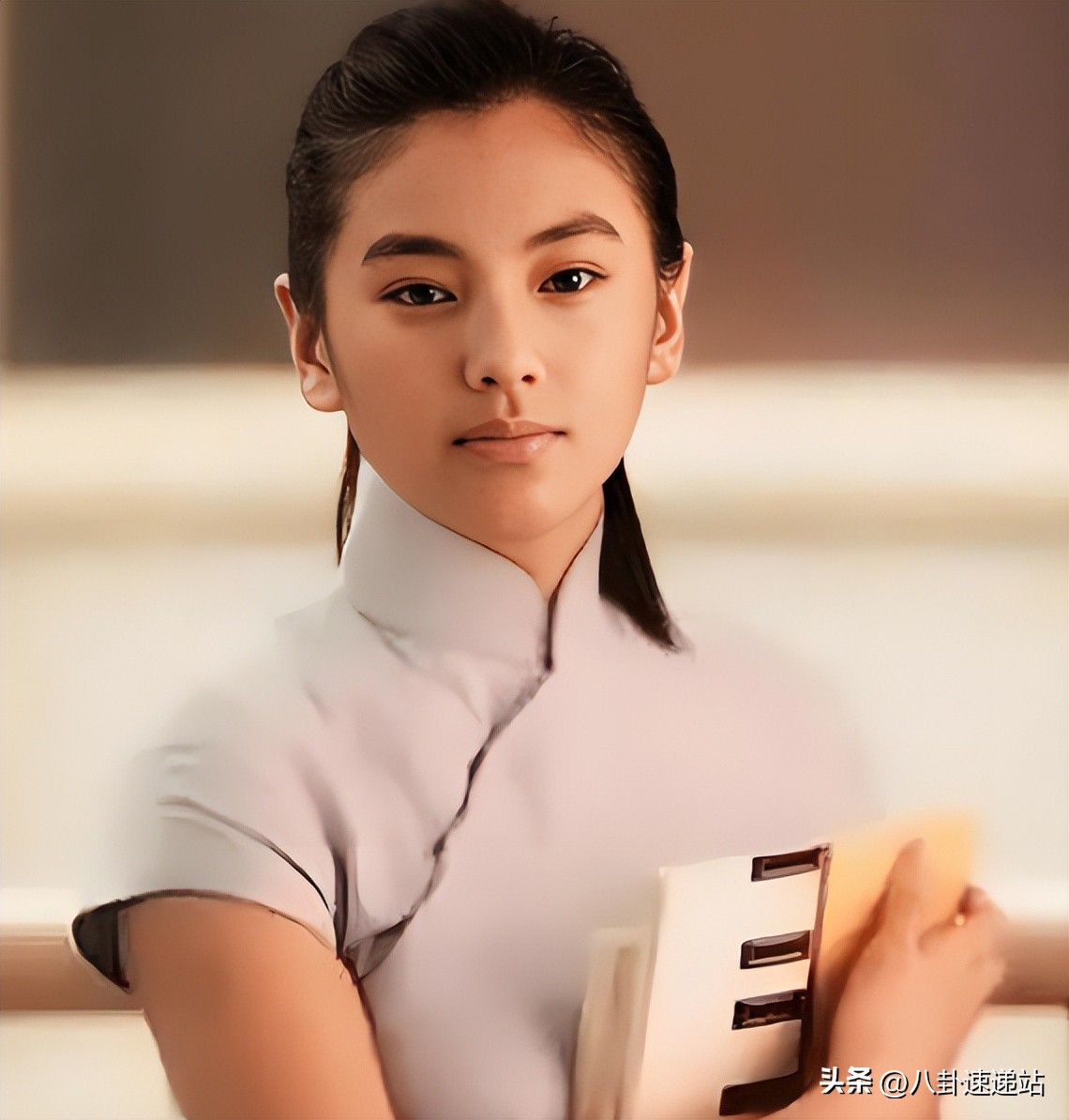 互賞巴掌上新聞！38歲汪小菲舊愛「2段婚姻失敗收場」　改變戀愛策略「事業卻跌落神壇」令人唏噓...