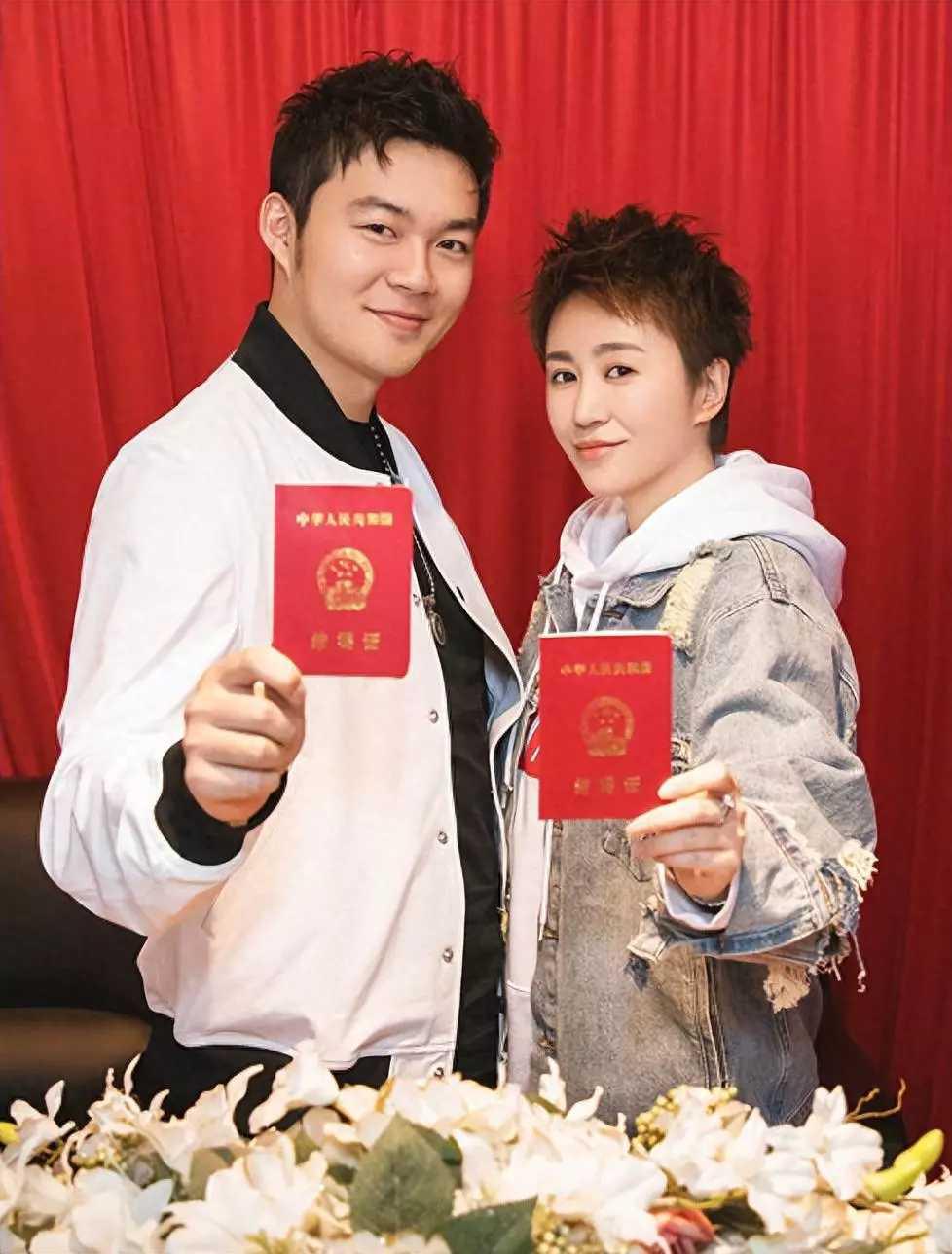 揹負小三罵名多年!資深女星「如今嫁小11歲嫩尪」 結婚8年「現況讓人看傻」