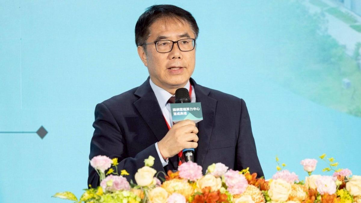 快訊/才閃辭局長6天!李明峯驚傳「刀傷血濺摩鐵」緊急送醫 親友「曝光原因」