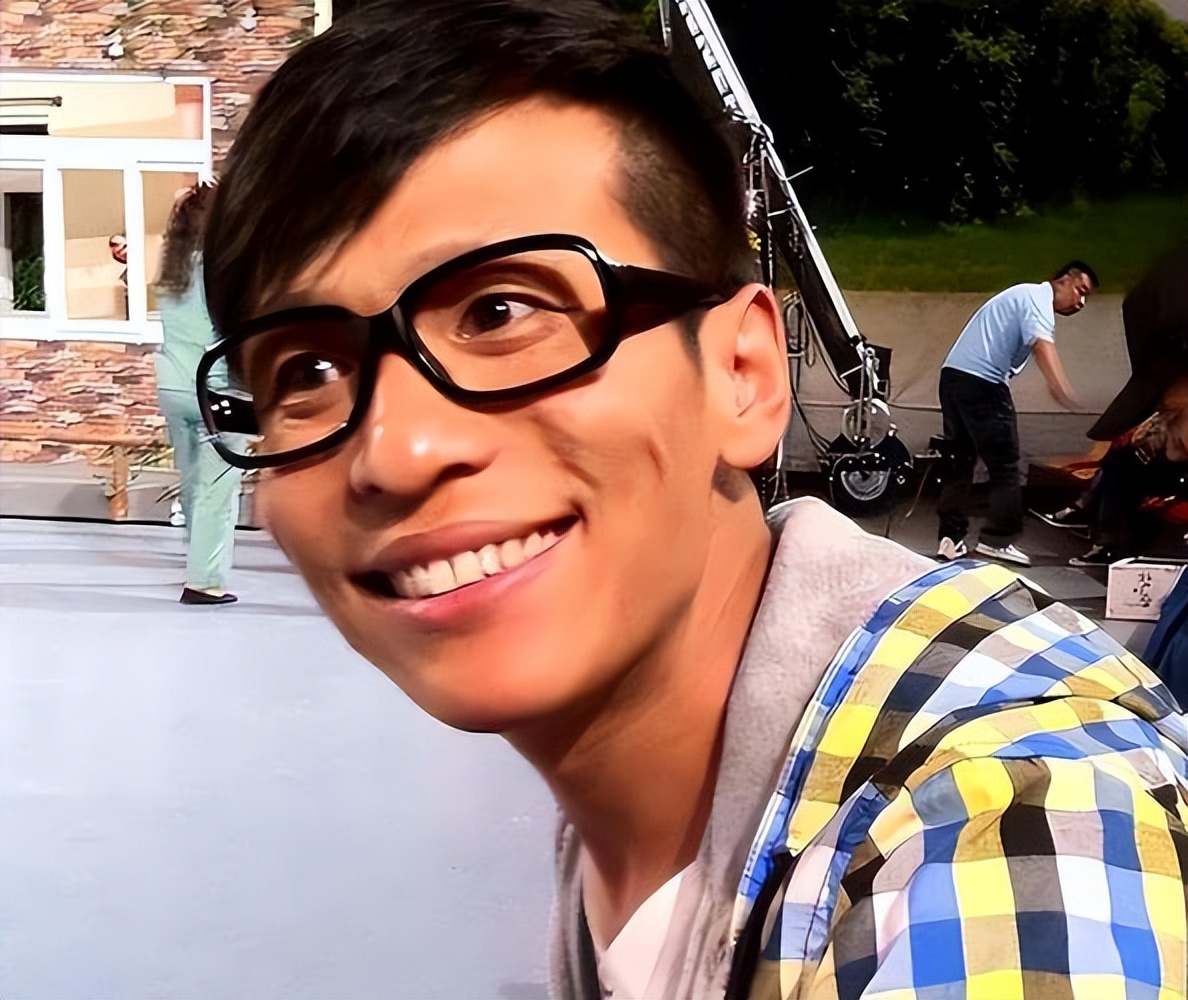 成名後拋棄原配！44歲資深男星「離婚秒娶女粉絲」　如今面相變了「當年報應也來了」網嘆：自作自受...