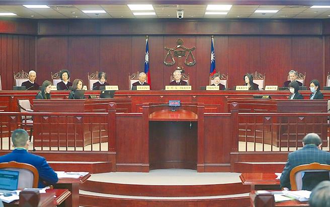 快訊／史上首例！5大法官判決《憲訴法修正案》違憲　3大法官又打臉