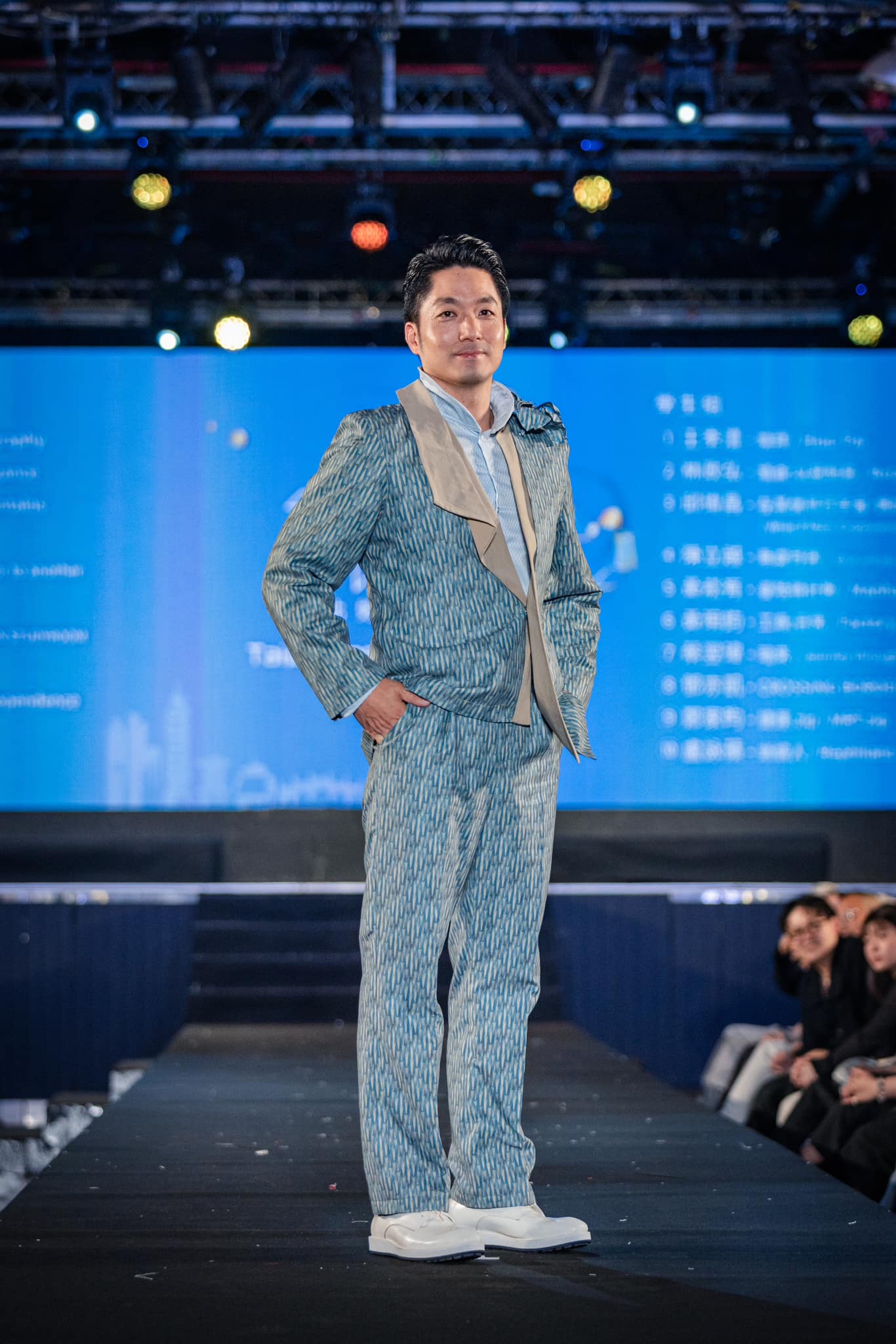 蔣萬安老婆好正！靠一招「成功追到樂觀學姐」 如今升格愛妻哽咽：「一路以來她太辛苦...」