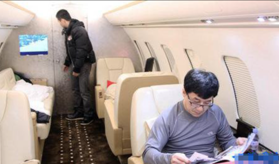 狠嗆兒子敗家!71歲成龍「認了父子斷聯」公開認錯 2個月後「房祖名1舉動」終於破冰...