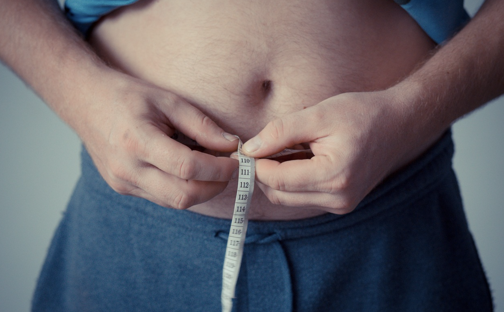 每天一杯＝老4.6歲！最新研究證實「喝一飲料會加速老化」　醫搖頭「很多人當水喝」：傷身程度等同抽菸