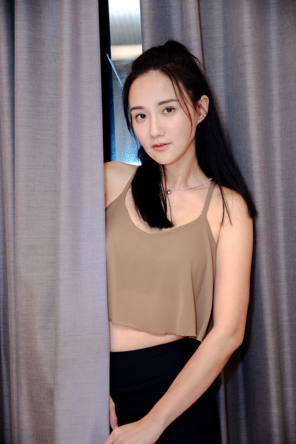 驚傳高燒住院！49歲何妤玟「疑罹血癌」緊急搶命 　肝指數飆升「女兒一開口讓她痛哭」