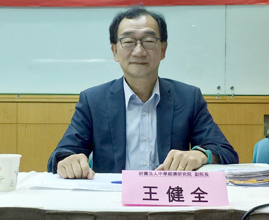 快訊／67歲政壇大咖驚傳「萬芳醫院過世」