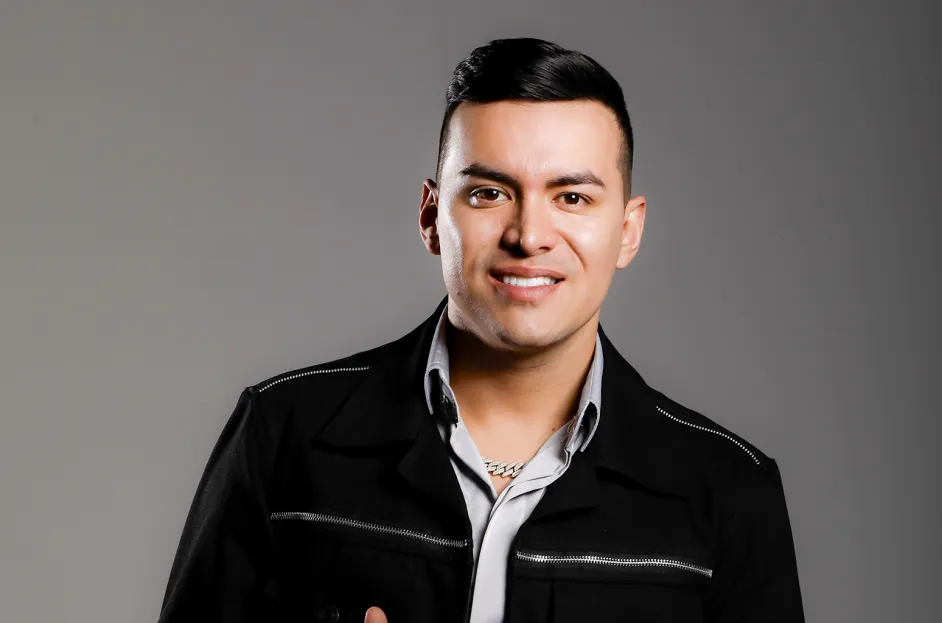 快訊／流行樂天王驚傳「空難身亡」！經紀人同機也罹難