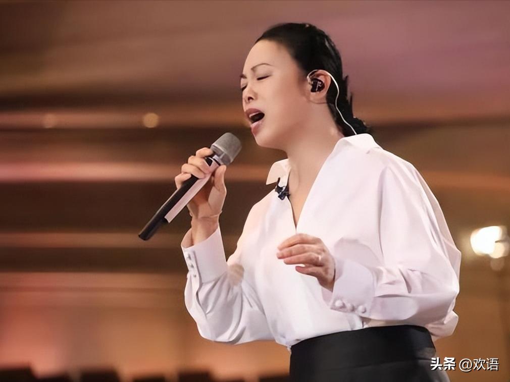 才減肥成功變超美!57歲知名女星「如今臃腫快認不出」 慘白崩壞照網嘲:「被打回原形了...」