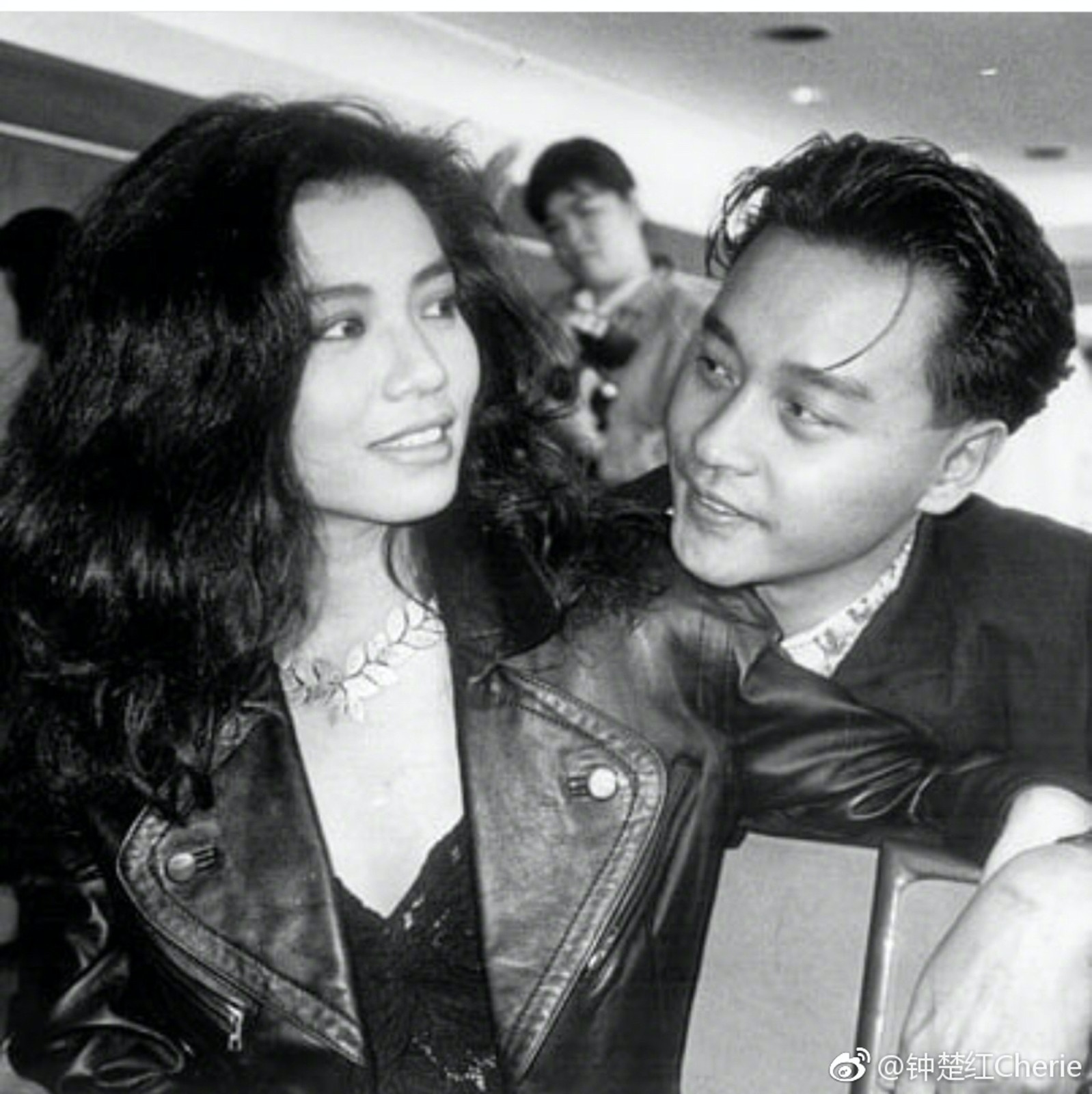 65歲「昔日第一美人」近況曝光！老公猝逝「守寡18年未再嫁」　被偶遇「孤苦伶仃生活」卻被讚翻