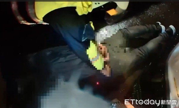 亂刀血洗父母！！蘆洲啃老兒喊「早就忍很久了」：先殺父再弒母