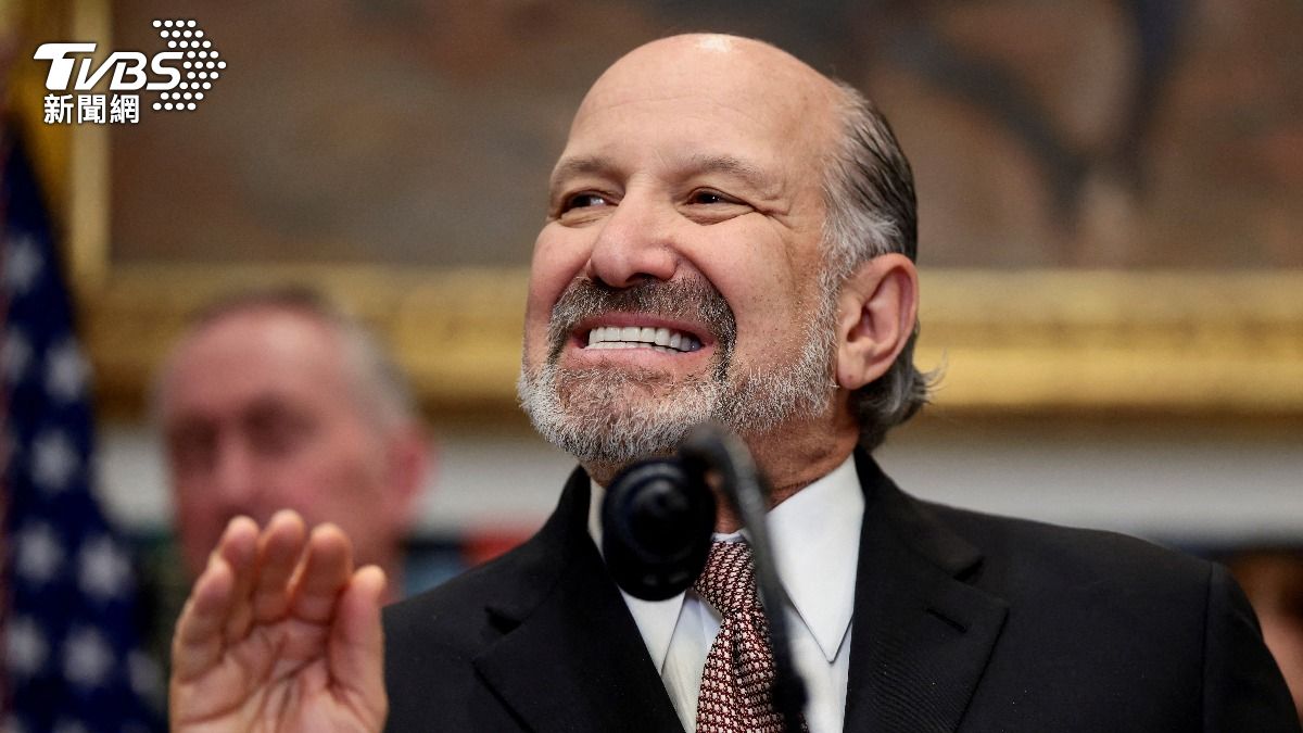 再揮大刀！川普將對記憶體「重課100%關稅」　點名「2台廠恐遭殃」