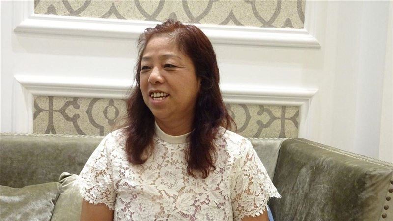 吳佩慈婆婆「驚爆再婚」！破產後閃嫁「老公小她28歲」身分曝光