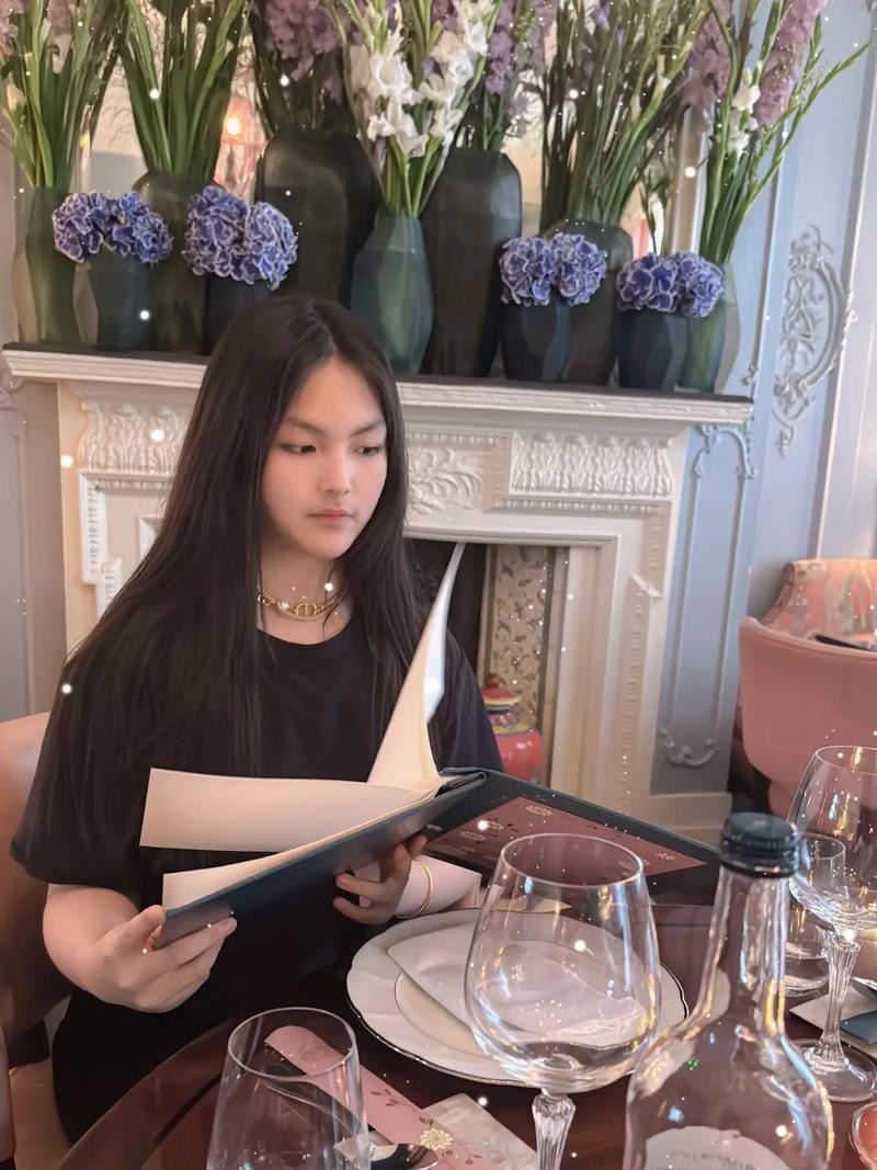 演藝圈超級富婆！49歲大咖女星「才被嘲胖到認不出」　如今「慘遭中國封殺」近況令人搖頭