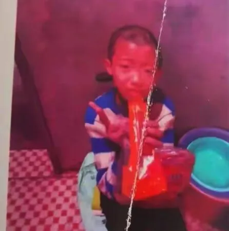 全家虐一人！12歲繼女綁廁所「5大酷刑慘死」　恐怖後母「死刑處決」