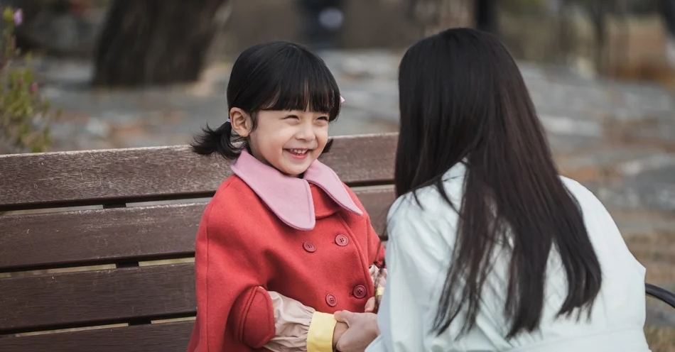 全台家長都該看看！女兒「考全班最後一名」　媽媽「佛系一句話」網看哭：太有智慧