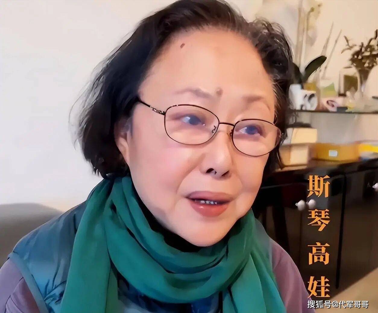 丈夫癌逝4年！76歲老戲骨「頂一頭白髮」慶祝生日　近照曝光後「網友卻讚不絕口」