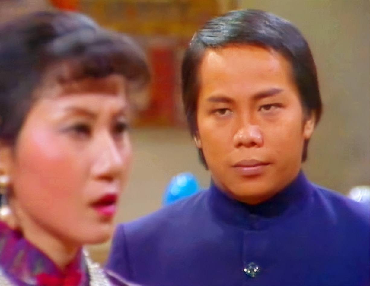 嫁給影壇巨星！她某晚「竟遭潑硫酸毀容」美貌回不去　三度試圖了結「74歲結束戲劇化一生」